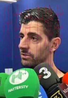 库尔图瓦:很高兴看到今天裁判有勇气把人直接罚下 库尔图瓦:很高兴看到今天裁判有勇气把人直接罚下